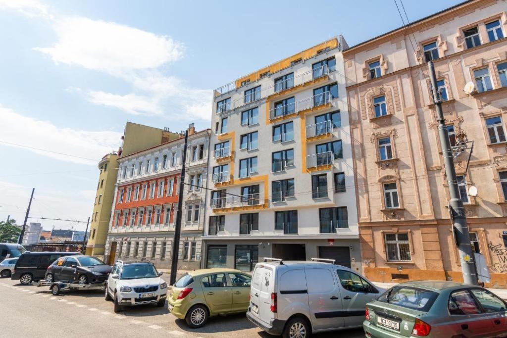 Brand New Studio Apartment #24 In Elite Residence With Free Secure Parking In The Center Prag Eksteriør billede
