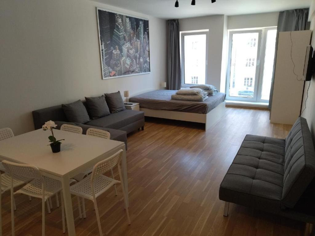 Brand New Studio Apartment #24 In Elite Residence With Free Secure Parking In The Center Prag Eksteriør billede